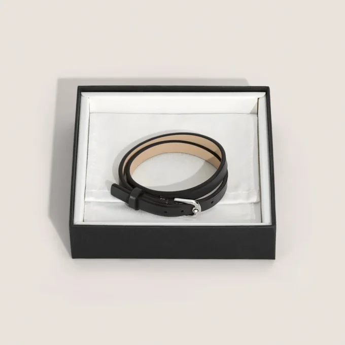Brazalete con hebilla de herradura negra, tamaño ajustable