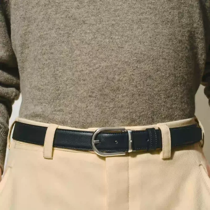 Cinturón de cuero reversible negro/azul de 30 mm con hebilla en forma de herradura