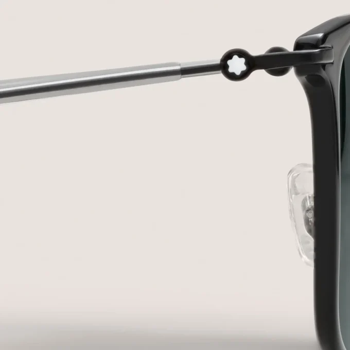 Gafas de sol rectangulares con montura inyectada en negro Gafas de sol rectangulares con montura inyectada en negro