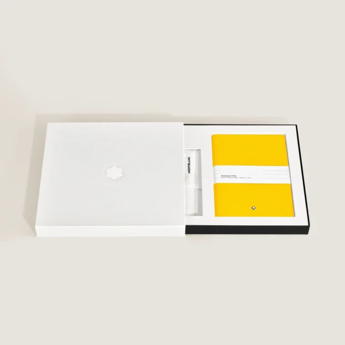 Set con roller PIX amarillo y cuaderno n.º 146 amarillo (rayado) Set con roller PIX amarillo y cuaderno n.º 146 amarillo (rayado)